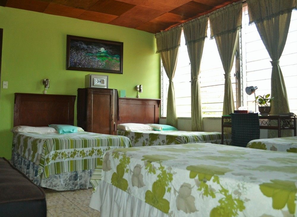 Oasis Bed and breakfast San Salvador